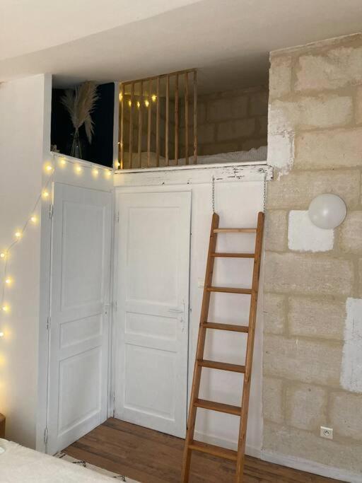 La Cigale Apartment บูแคร์ ภายนอก รูปภาพ